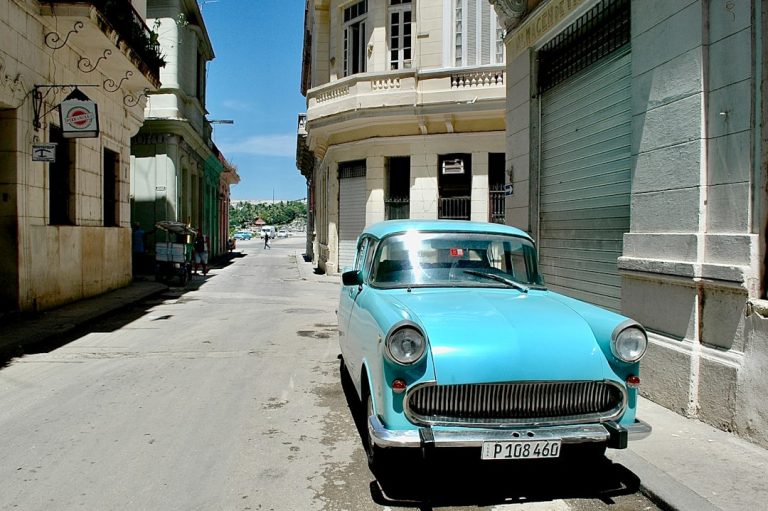 How Much is a Taxi in Havana Cuba: Ultimate Fare Guide